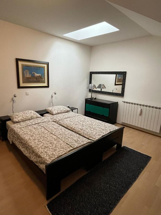 Retro Apartments Belovár Kültér fotó
